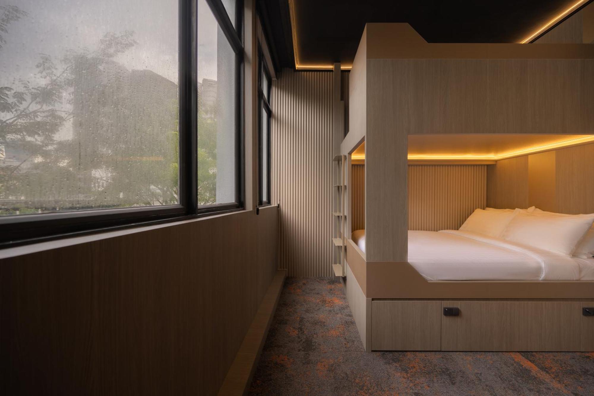 Cube Social Boutique Capsule Hotel At Boat Quay Singapore Exterior photo